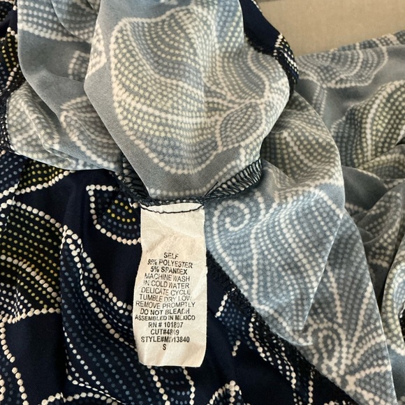 Espresso Floral Navy Sleeveless Dress Size small - Picture 6 of 7